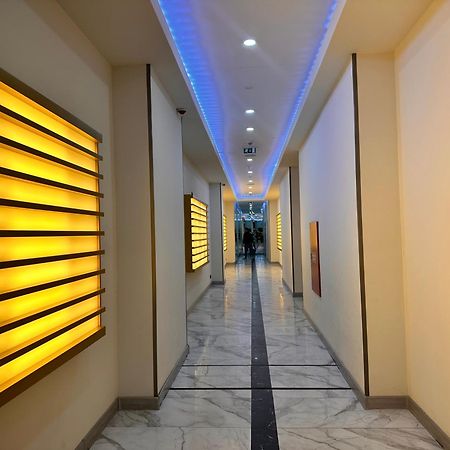 Batumi Orbi City Apart Hotel Eksteriør bilde