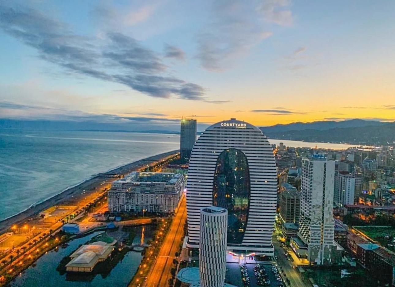 Batumi Orbi City Apart Hotel Eksteriør bilde