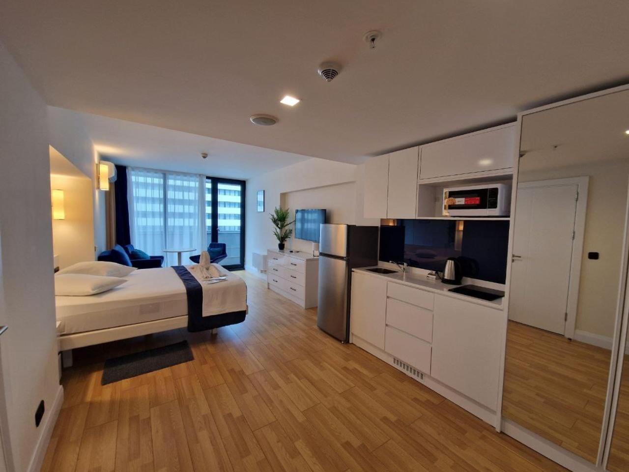 Batumi Orbi City Apart Hotel Eksteriør bilde